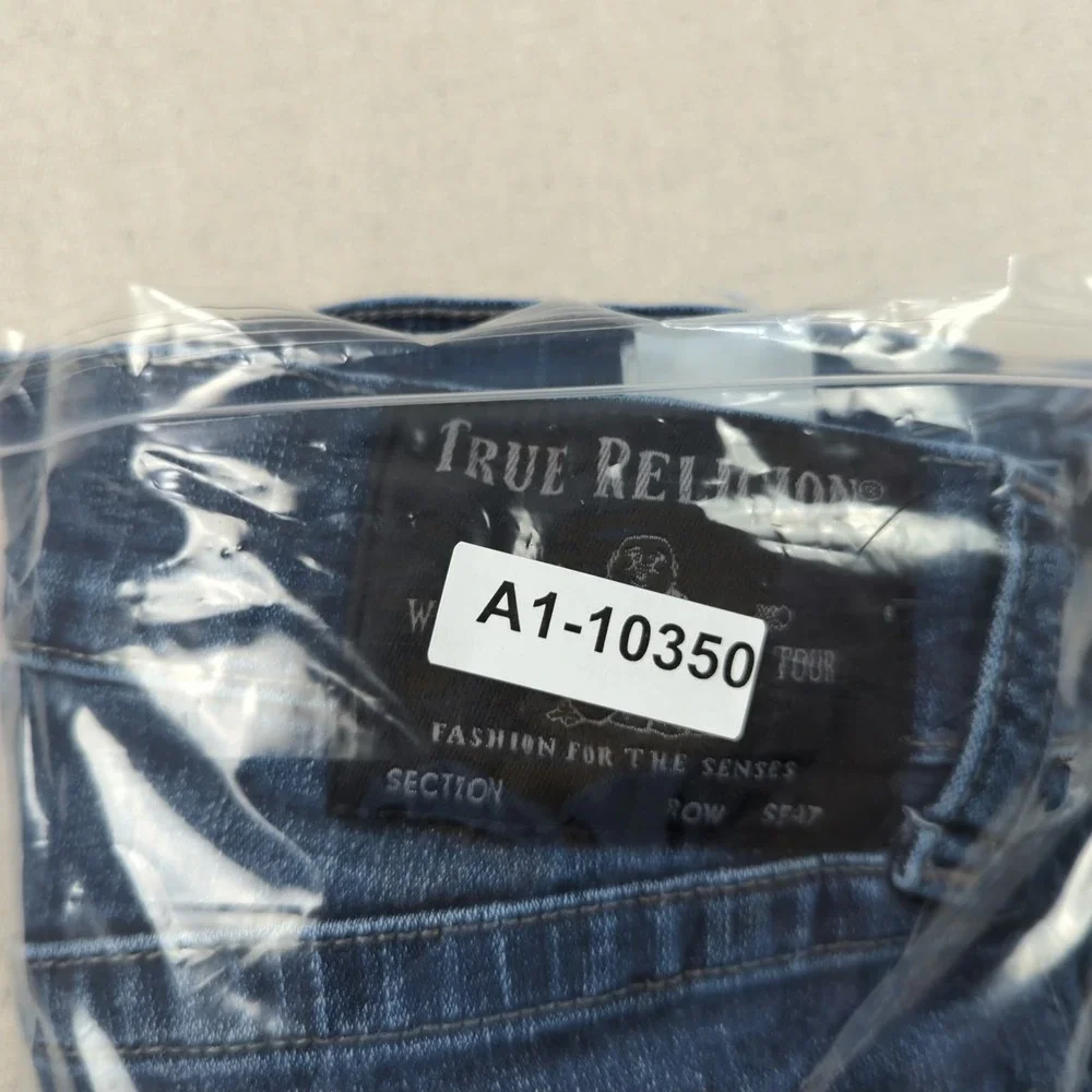 True Religion Jeans Mens 33x31 Blue Rocco Relaxed Skinny Stretch Casual Preppy